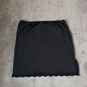 George Black Half Slip SIZE M